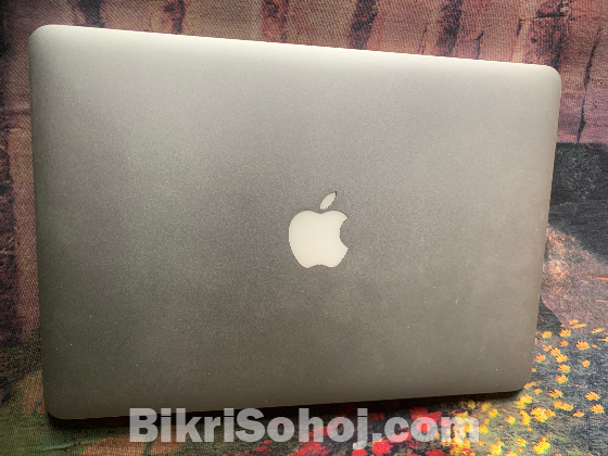 Macbook pro i5 (early 2015)